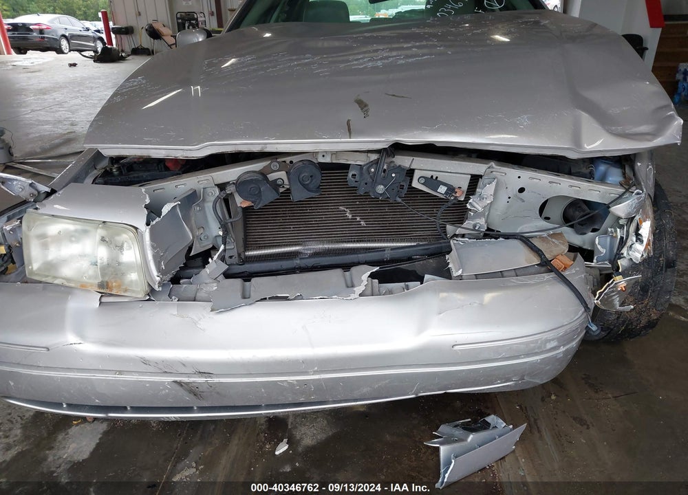 2011 FORD CROWN VICTORIA LX VIN: 2FABP7EV8BX127218