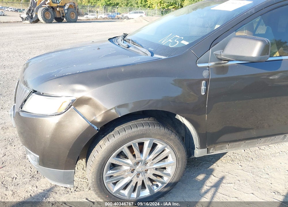 2011 LINCOLN MKX VIN: 2LMDJ8JK1BBJ16693