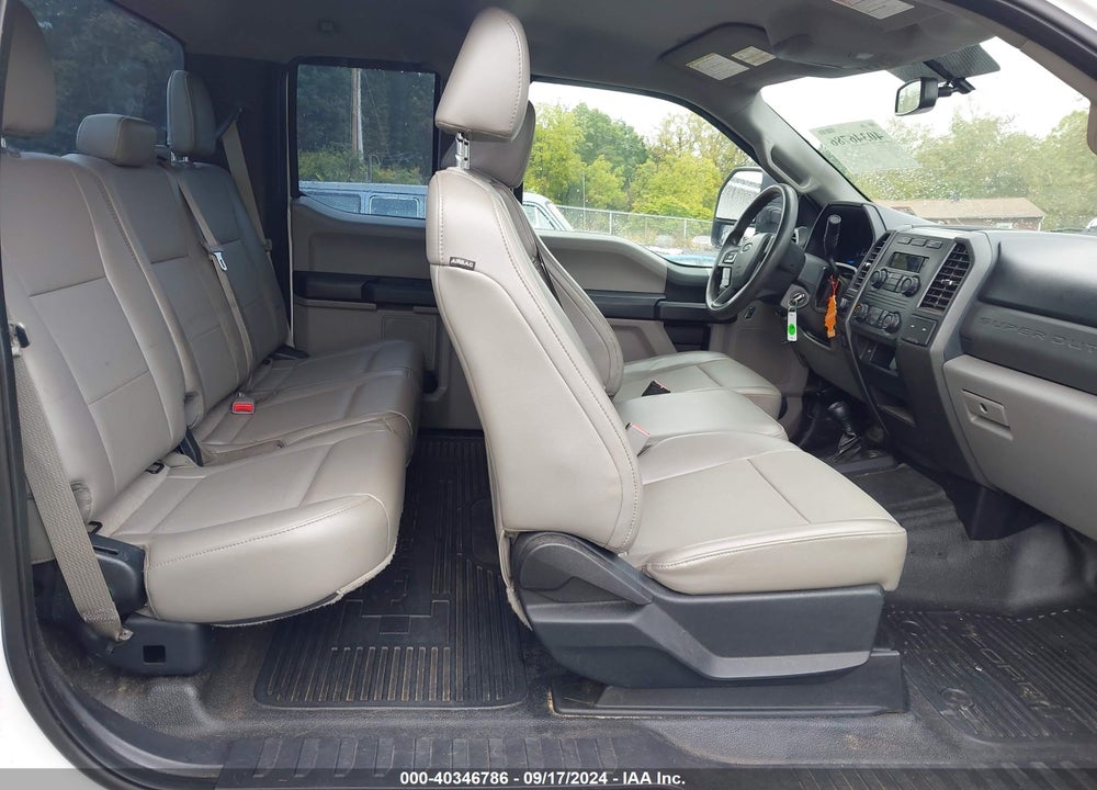 2017 FORD F-250 XL VIN: 1FT7X2B62HEB86050