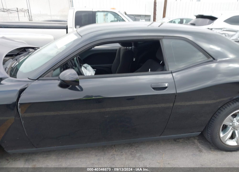 2019 DODGE CHALLENGER SXT VIN: 2C3CDZAG0KH687632