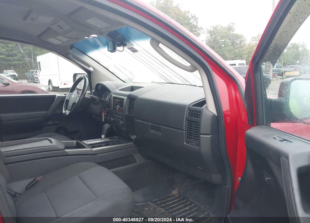 2011 NISSAN TITAN SV VIN: 1N6AA0EC8BN324787
