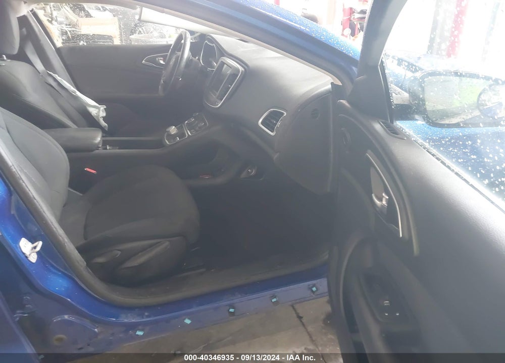 2016 CHRYSLER 200 LIMITED VIN: 1C3CCCAB4GN125641