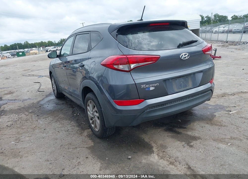2016 HYUNDAI TUCSON SE VIN: KM8J3CA49GU037030