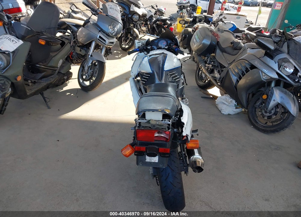 1990 HONDA CBR600 F VIN: JH2PC230XLM000864