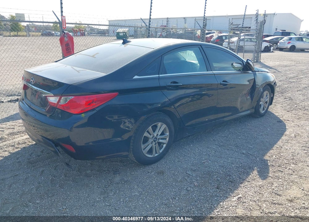 2014 HYUNDAI SONATA GLS VIN: 5NPEB4AC7EH872587