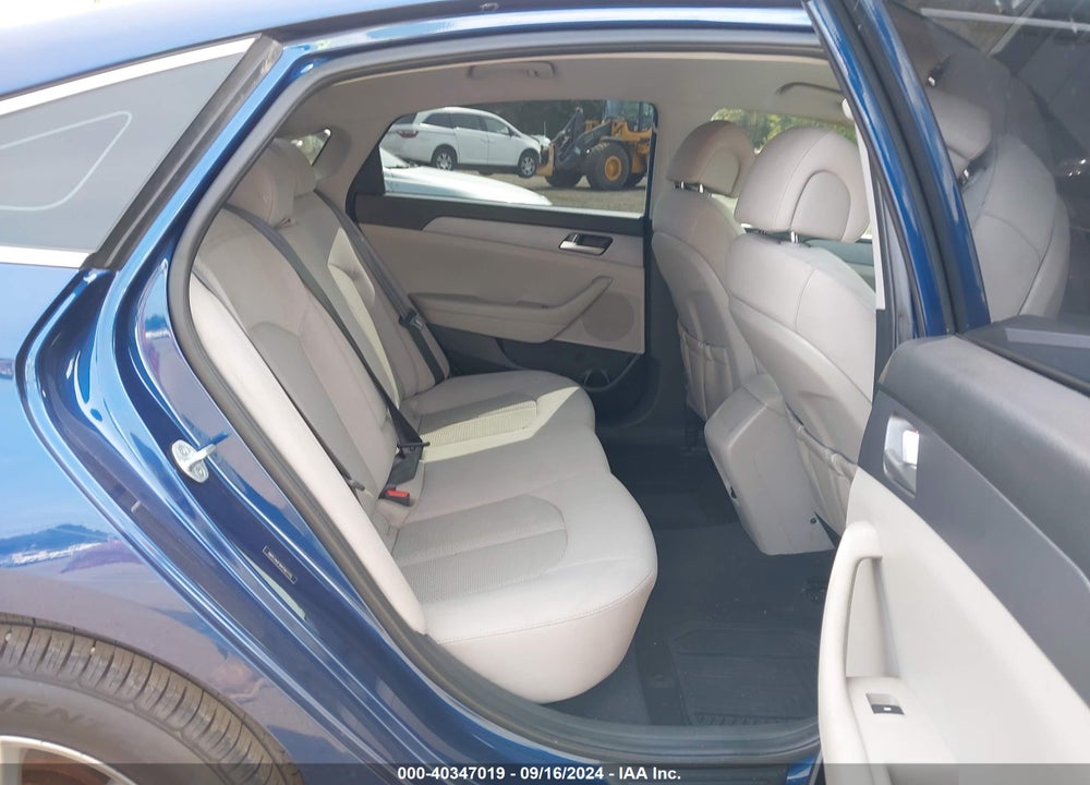 2017 HYUNDAI SONATA VIN: 5NPE24AF9HH587775