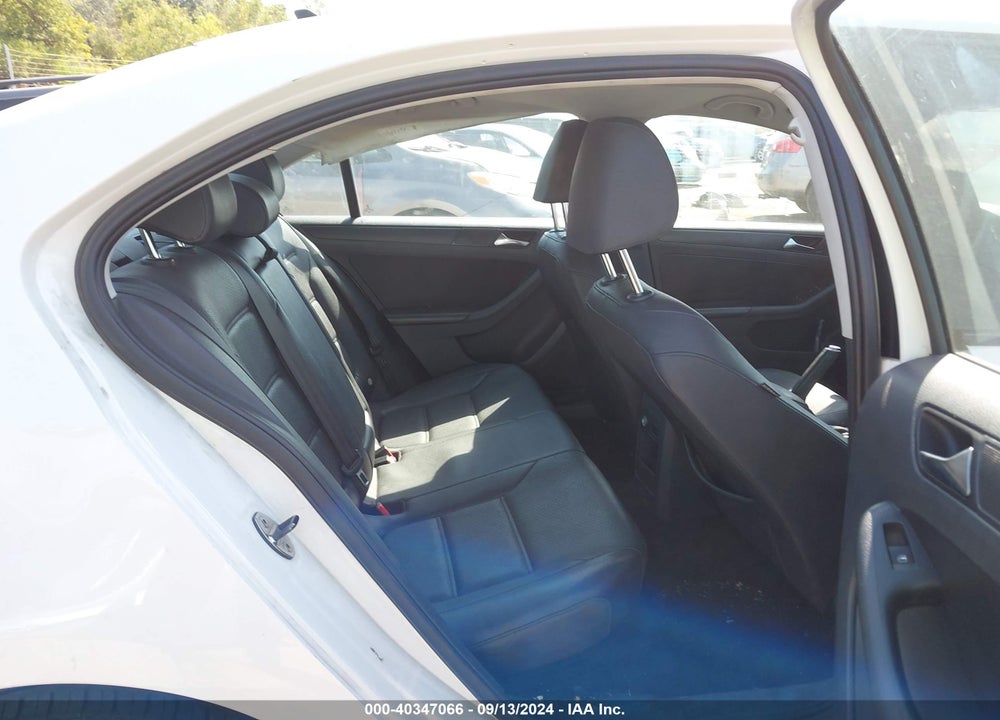 2012 VOLKSWAGEN JETTA 2.5L SE VIN: 3VWDP7AJ2CM006779
