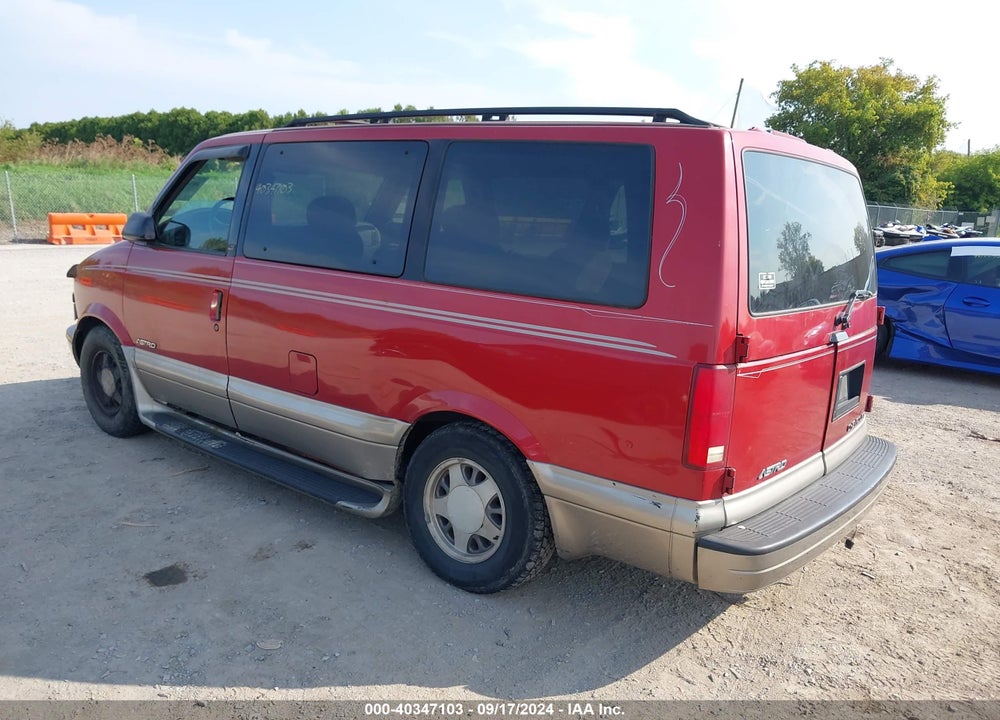 2001 CHEVROLET ASTRO LS VIN: 1GNDM19W21B100584