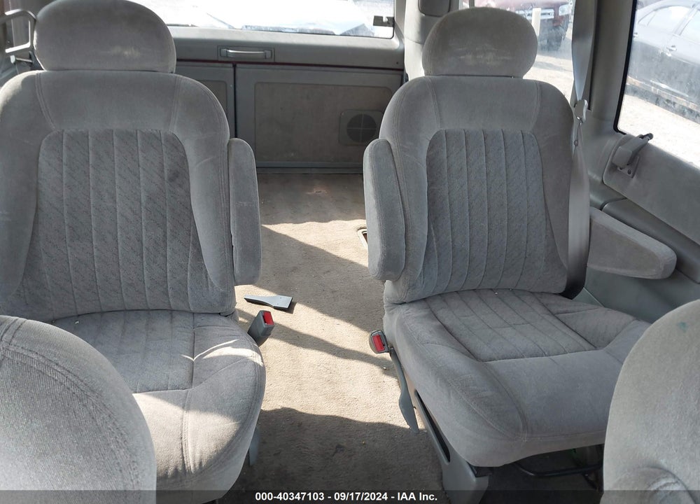 2001 CHEVROLET ASTRO LS VIN: 1GNDM19W21B100584