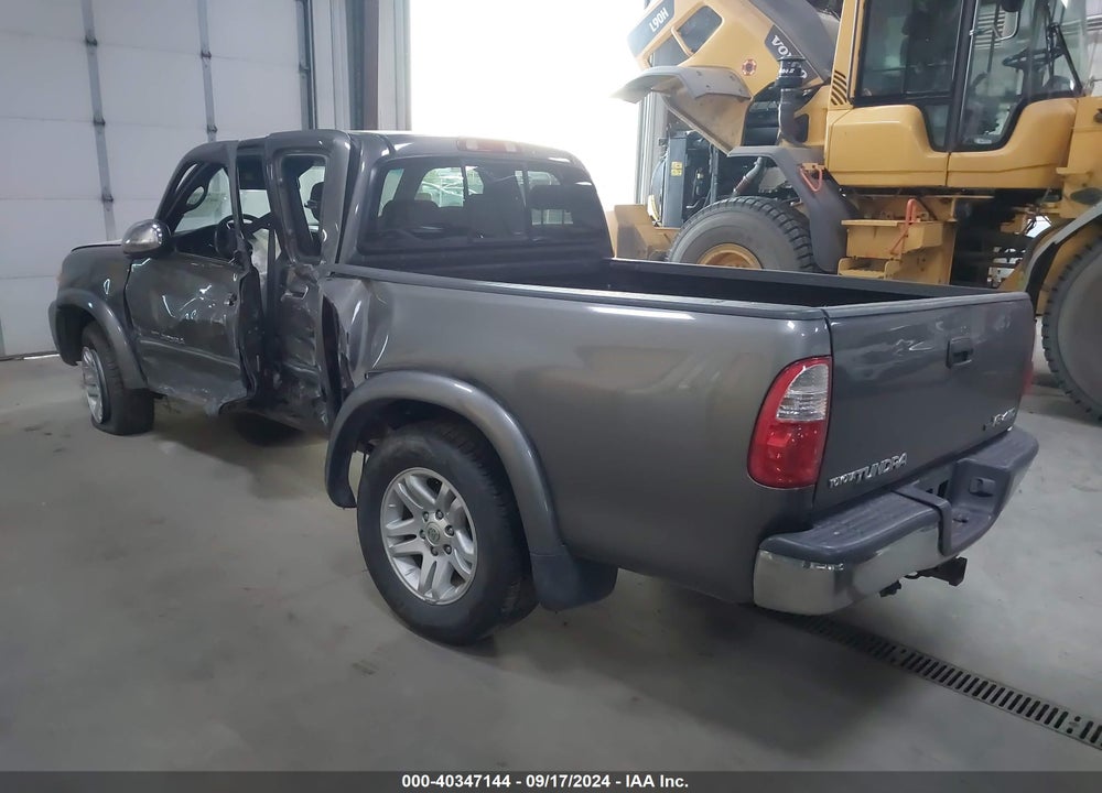 2005 TOYOTA TUNDRA SR5 V8 VIN: 5TBBT44165S458178