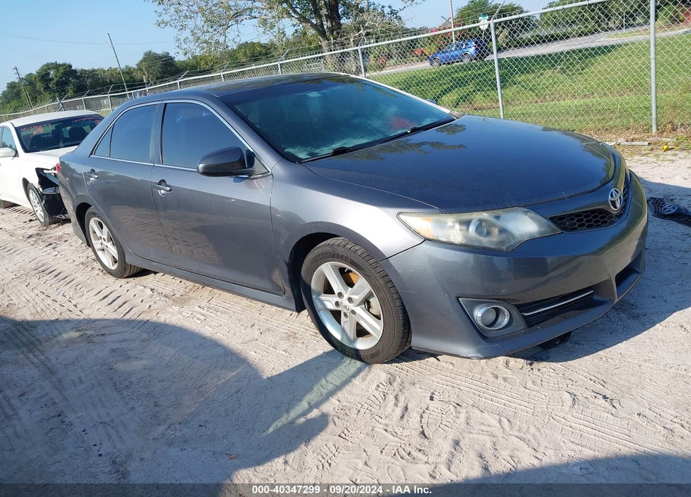 2014 TOYOTA CAMRY SE VIN: 4T1BF1FK9EU341611