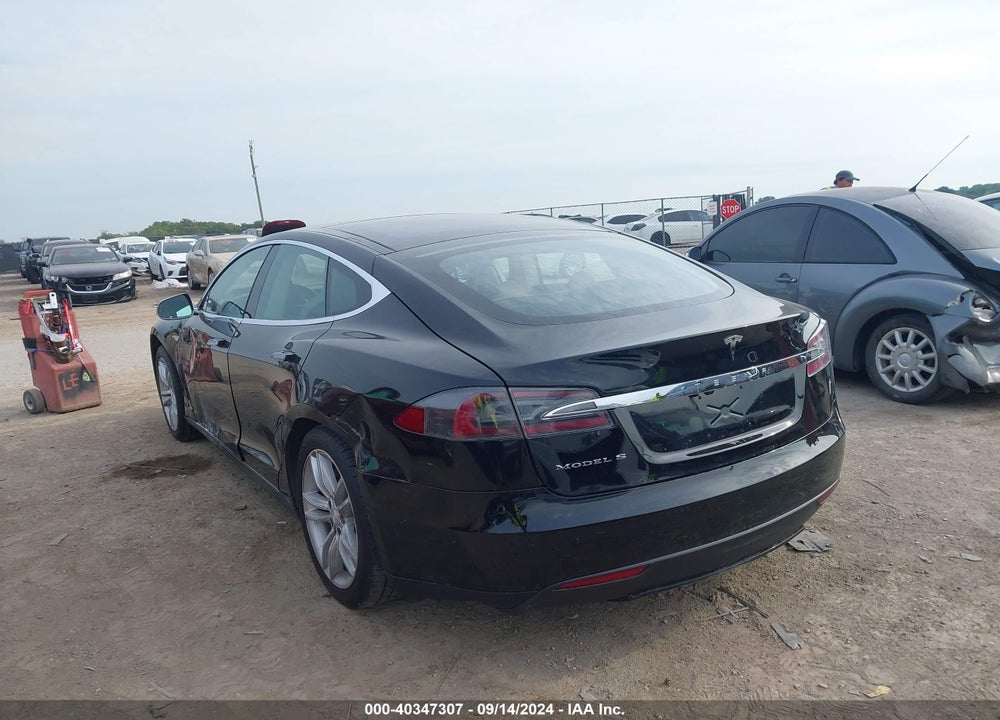 2013 TESLA MODEL S VIN: 5YJSA1AC5DFP11222