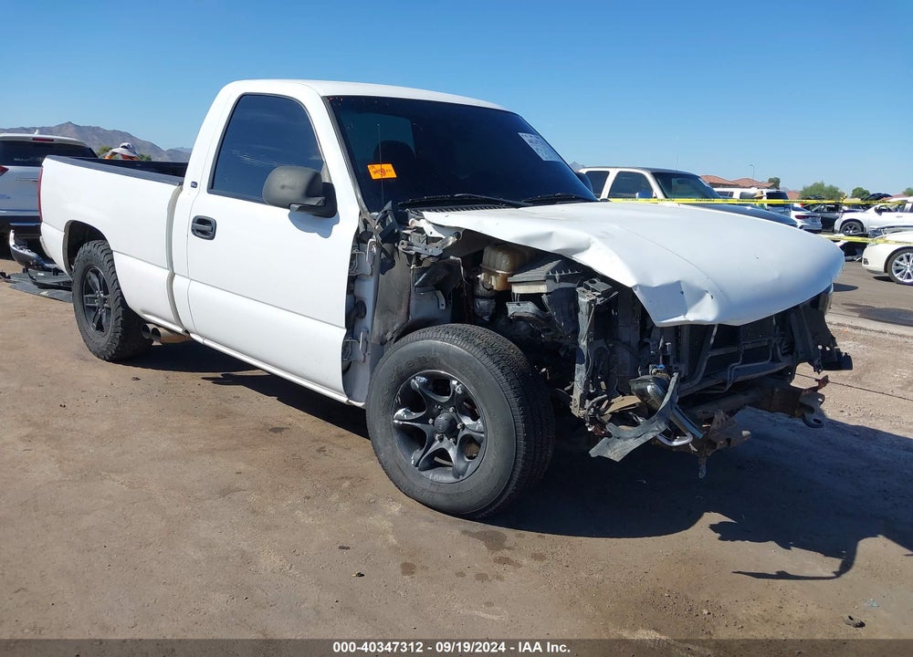 2001 GMC SIERRA 1500 SL VIN: 1GTEC14V11Z302550
