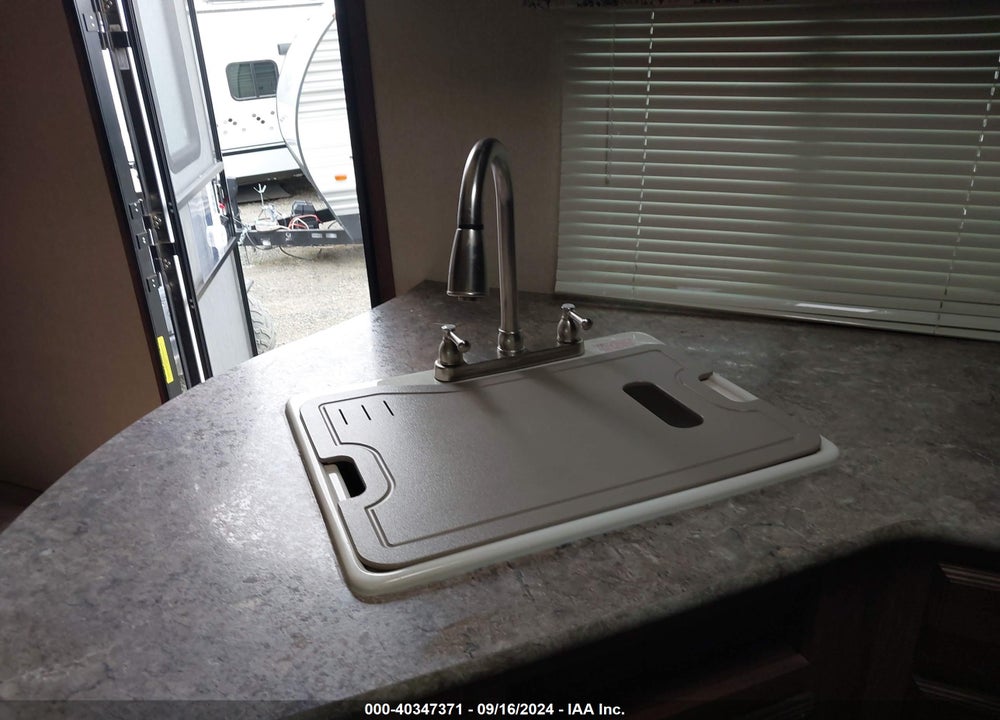 2017 KEYSTONE RV OTHER VIN: 4YDT26126HP940278