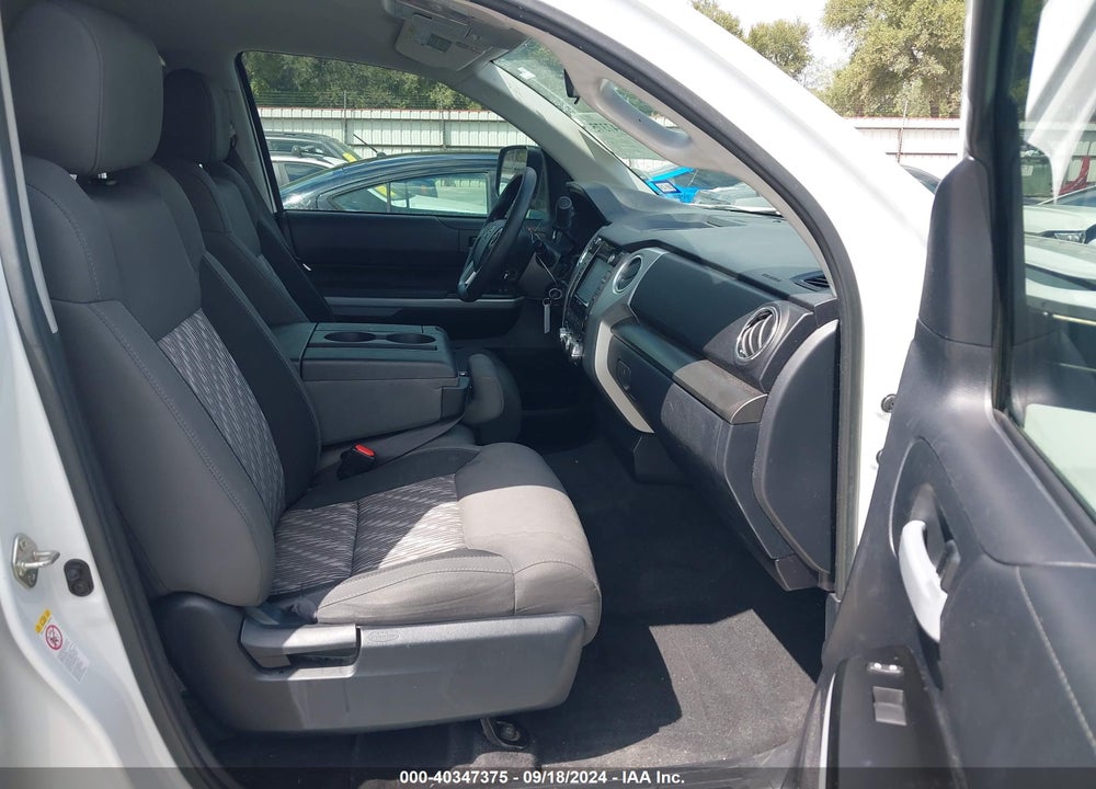 2018 TOYOTA TUNDRA SR5 4.6L V8 VIN: 5TFEM5F15JX134440