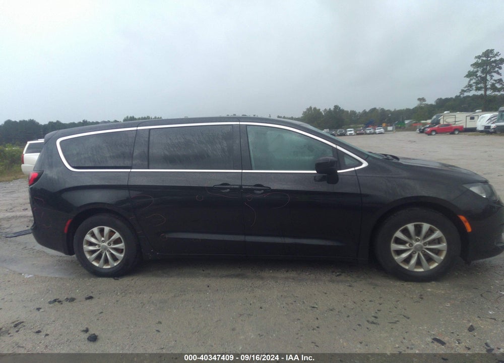 2017 CHRYSLER PACIFICA TOURING VIN: 2C4RC1DG1HR522049