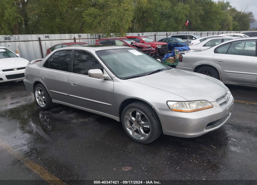 1999 HONDA ACCORD EX V6 VIN: 1HGCG1651XA048114