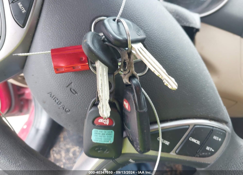 2013 HYUNDAI ELANTRA GLS VIN: KMHDH4AEXDU934642