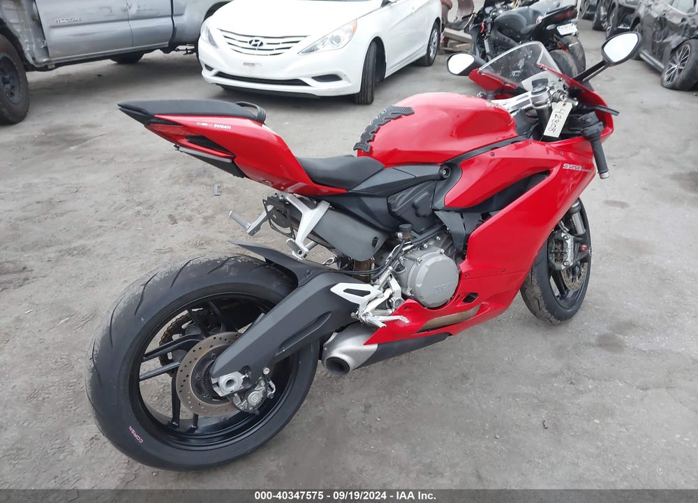 2018 DUCATI SUPERBIKE 959 PANIGALE VIN: ZDM14B1W4JB007101