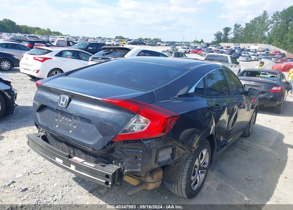 2018 HONDA CIVIC LX VIN: 2HGFC2F52JH595822