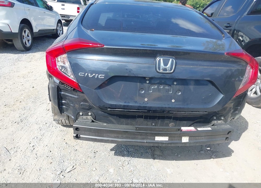 2018 HONDA CIVIC LX VIN: 2HGFC2F52JH595822