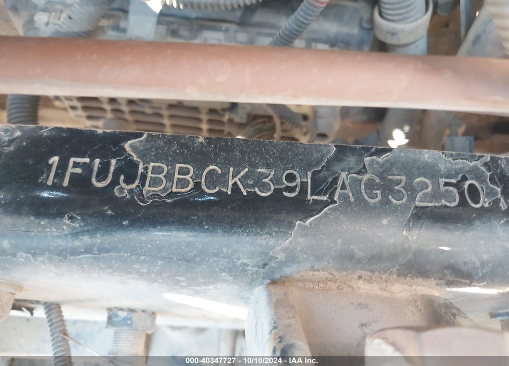 2009 FREIGHTLINER ST120 VIN: 1FUJBBCK39LAG3250