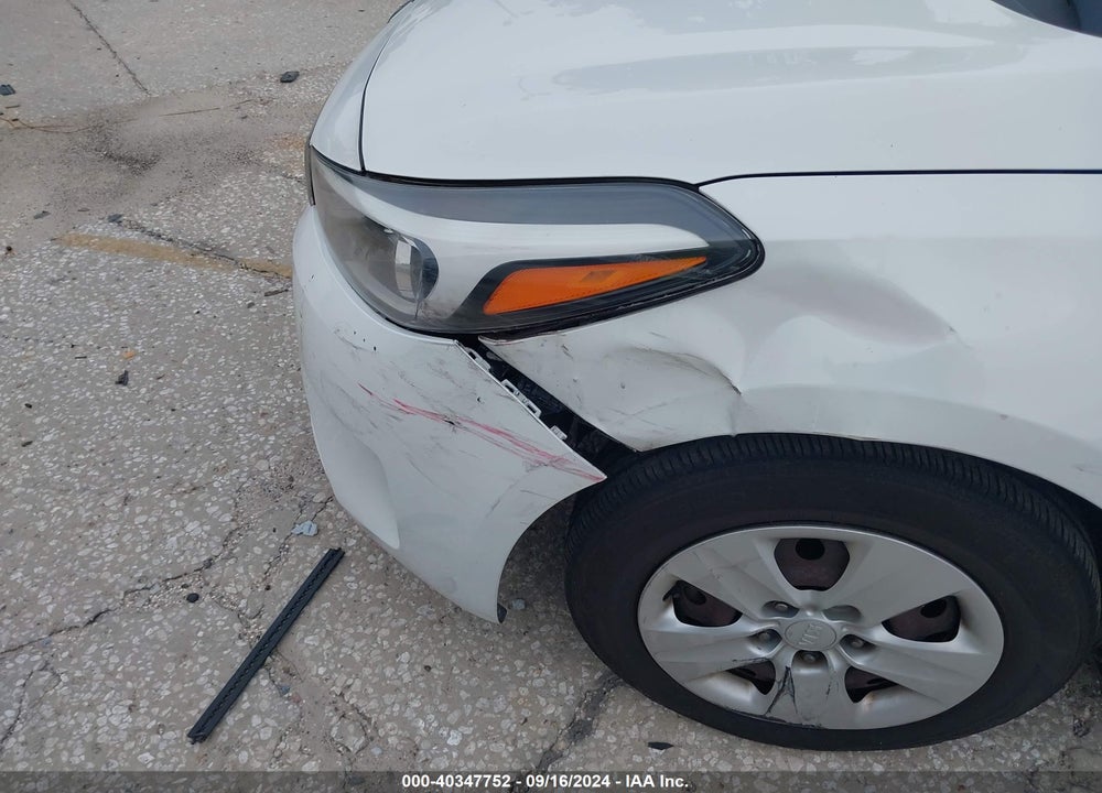 2017 KIA FORTE LX VIN: 3KPFK4A71HE025323