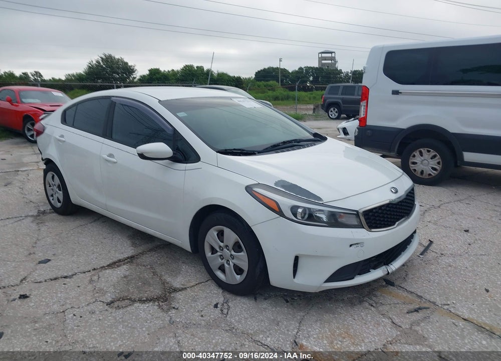2017 KIA FORTE LX VIN: 3KPFK4A71HE025323