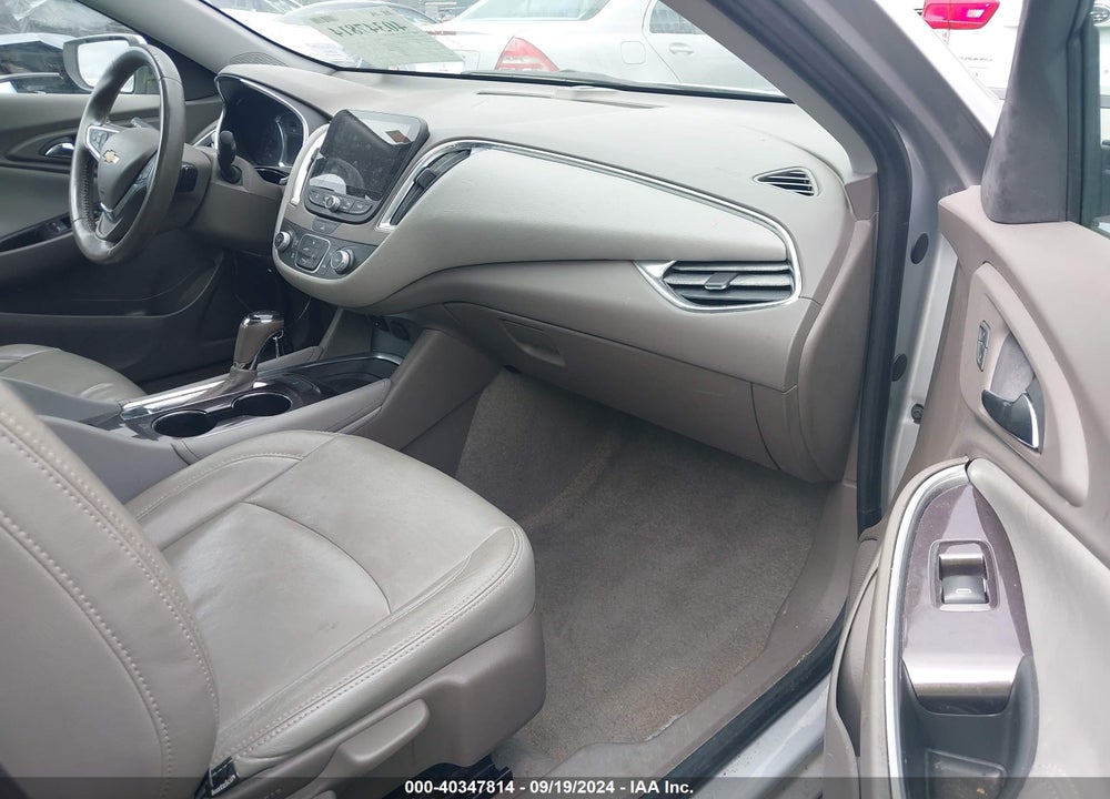 2018 CHEVROLET MALIBU LT VIN: 1G1ZD5ST9JF134044