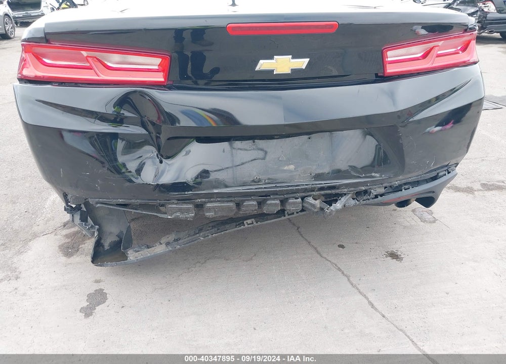 2017 CHEVROLET CAMARO 1LT VIN: 1G1FB1RS1H0167597