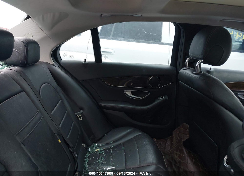 2016 MERCEDES-BENZ C 300 LUXURY/SPORT VIN: WDDWF4JB1GR131501