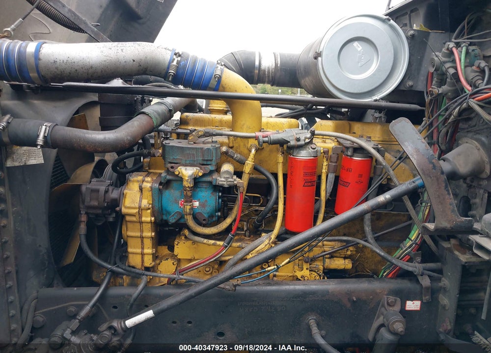 1990 FREIGHTLINER CONVENTIONAL FLD120 VIN: 1FUYDXYB3LH371433
