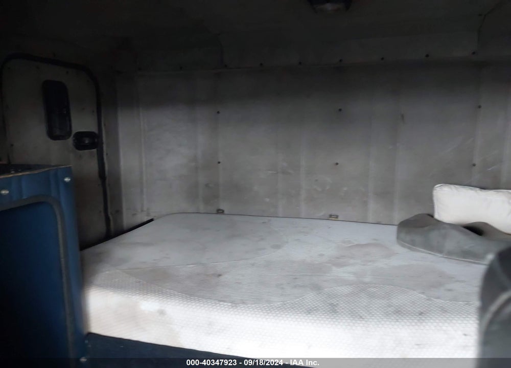 1990 FREIGHTLINER CONVENTIONAL FLD120 VIN: 1FUYDXYB3LH371433