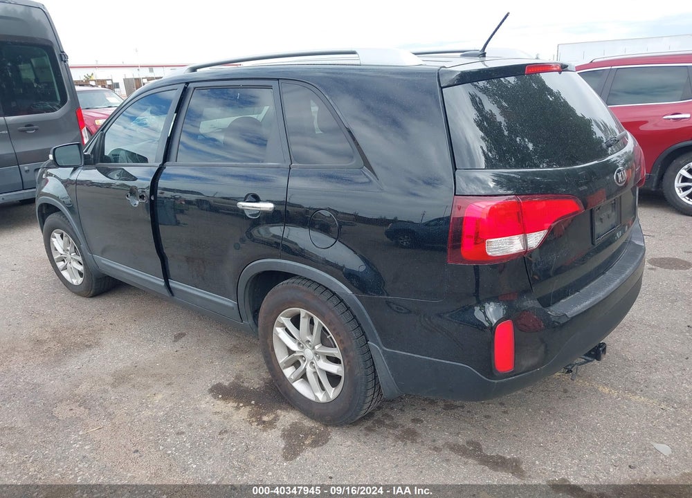 2015 KIA SORENTO LX V6 VIN: 5XYKT4A73FG609721