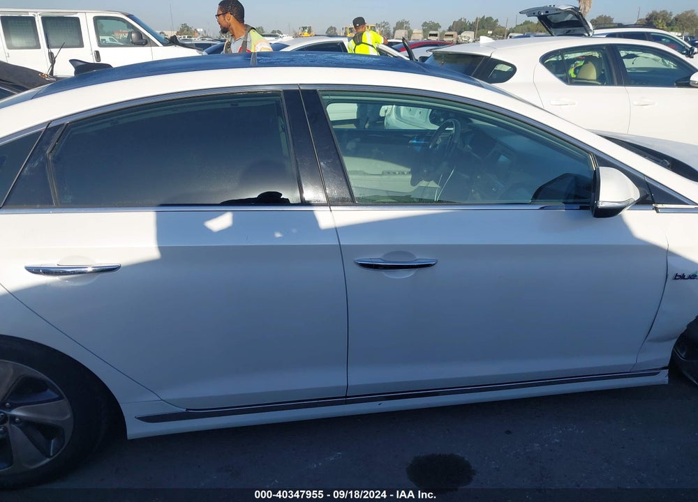 2016 HYUNDAI SONATA HYBRID LIMITED VIN: KMHE34L11GA031413