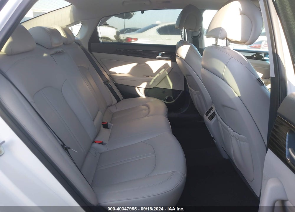 2016 HYUNDAI SONATA HYBRID LIMITED VIN: KMHE34L11GA031413