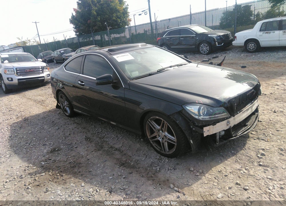 2013 MERCEDES-BENZ C 350 SPORT 4MATIC VIN: WDDGJ8JB0DG042844