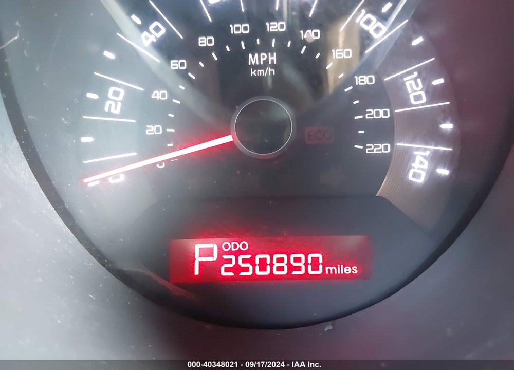 2011 KIA SOUL VIN: KNDJT2A23B7321757