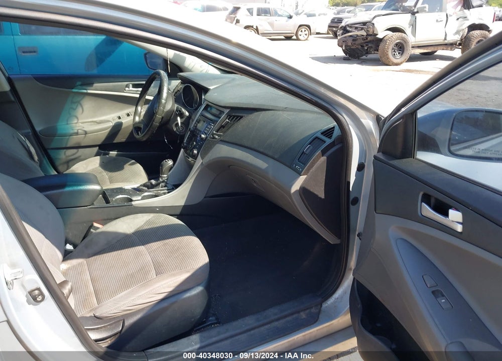 2011 HYUNDAI SONATA GLS VIN: 5NPEB4AC9BH018566