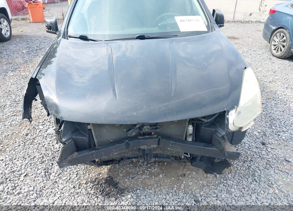 2013 NISSAN ROGUE S VIN: JN8AS5MV2DW643006