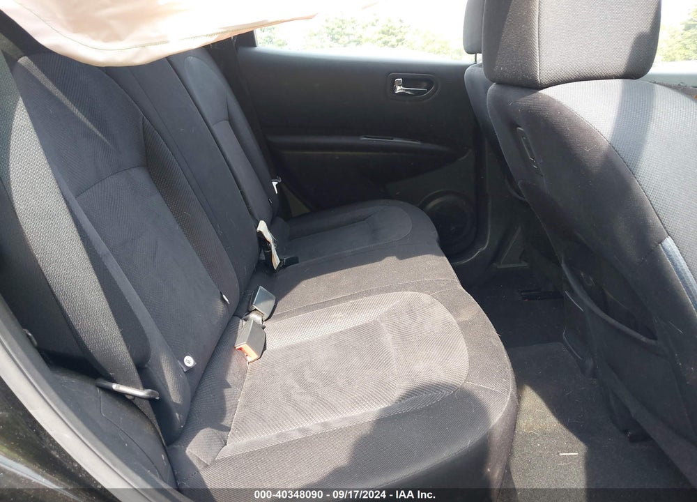 2013 NISSAN ROGUE S VIN: JN8AS5MV2DW643006