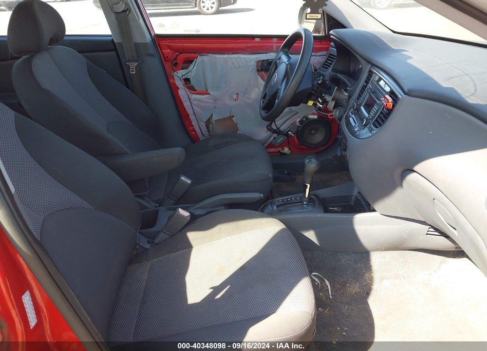 2011 KIA RIO5 LX VIN: KNADH5A36B6762648