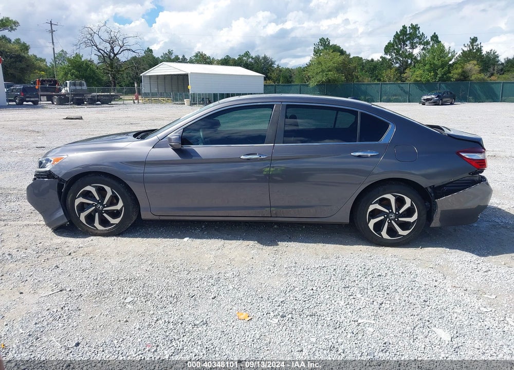 2017 HONDA ACCORD EX VIN: 1HGCR2F76HA085565