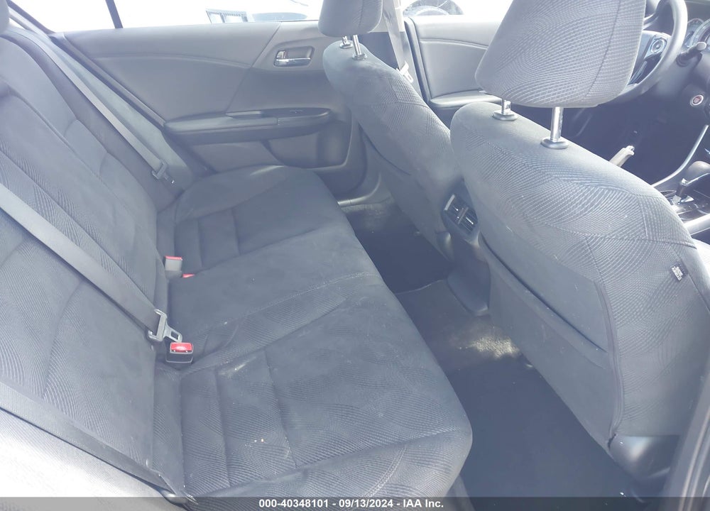 2017 HONDA ACCORD EX VIN: 1HGCR2F76HA085565