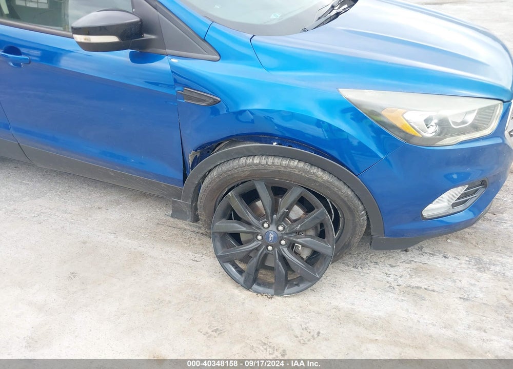 2017 FORD ESCAPE TITANIUM VIN: 1FMCU9J95HUA11689
