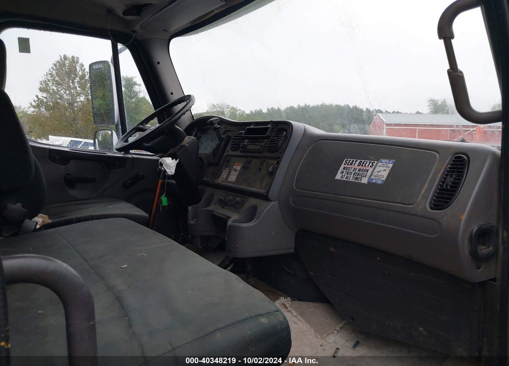 2013 FREIGHTLINER M2 106 MEDIUM DUTY VIN: 1FVACWDU9DHFG2940