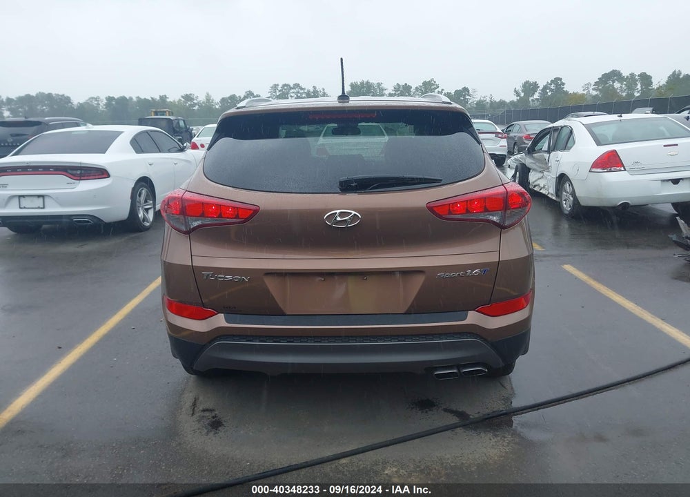2016 HYUNDAI TUCSON SPORT VIN: KM8J33A2XGU253905