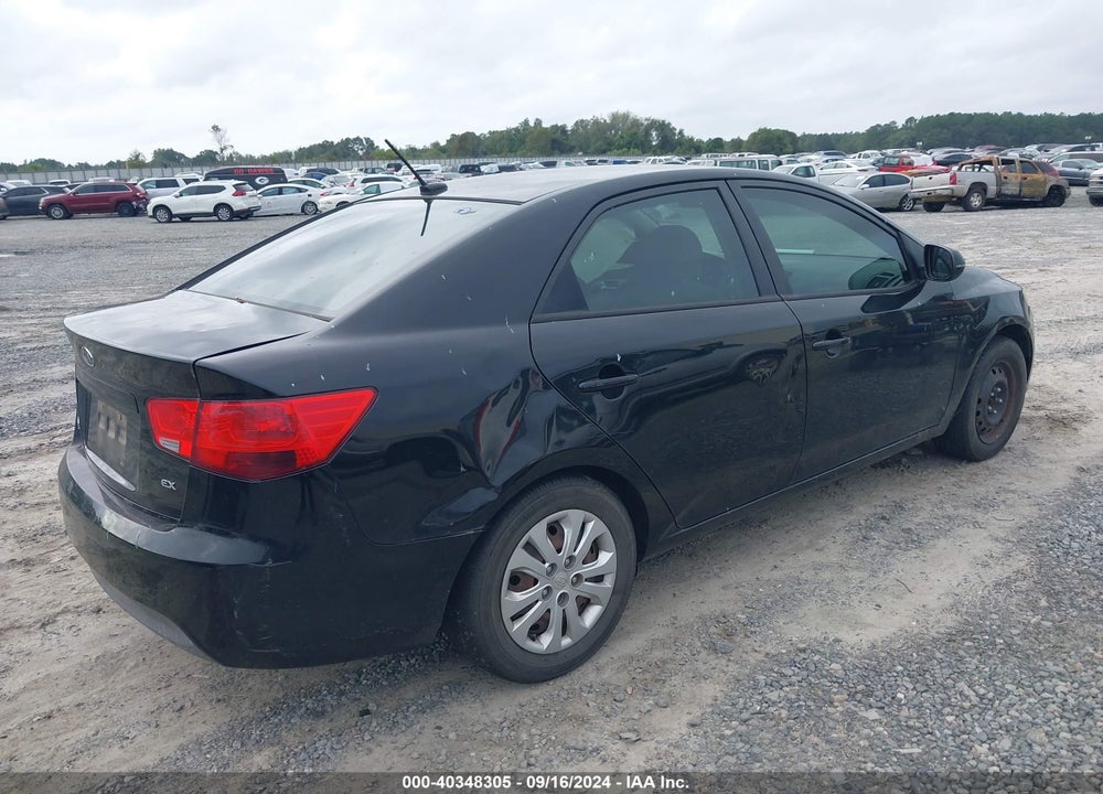 2013 KIA FORTE EX VIN: KNAFU4A28D5717953