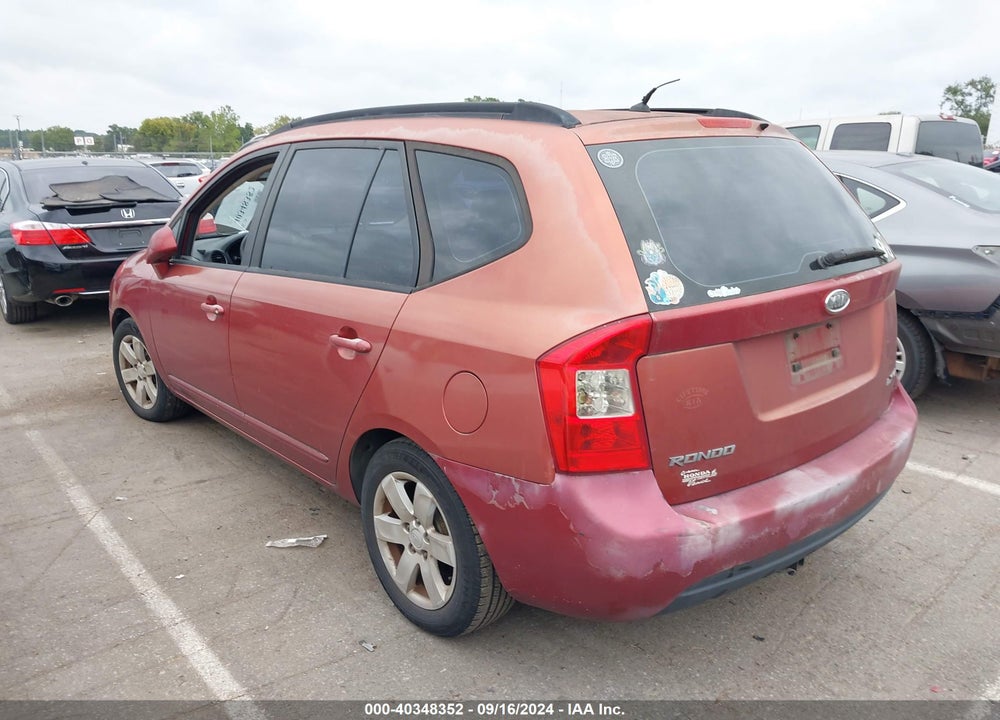 2008 KIA RONDO LX V6 VIN: KNAFG526487132070