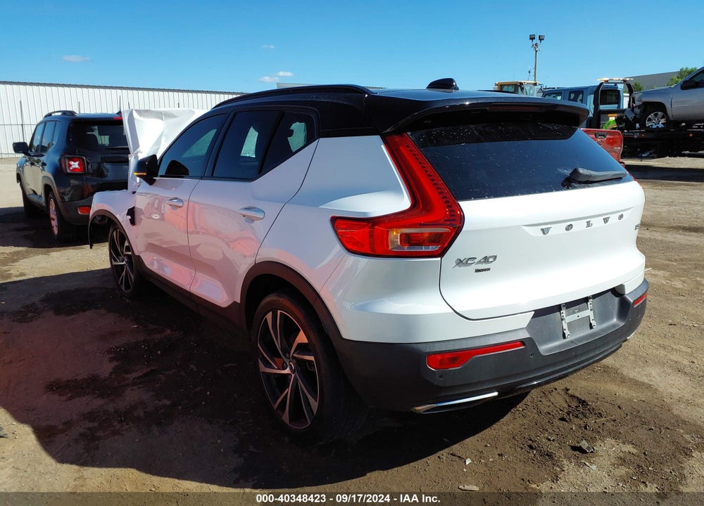 2019 VOLVO XC40 T5 MOMENTUM/T5 R-DESIGN VIN: YV4162XZ4K2006682